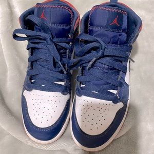 Air Jordan 1’s Mid 🔥